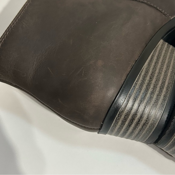 Clarks Ultimate Comfort Collection Brown Leather Ankle Boots - 8.5M - Picture 13 of 16